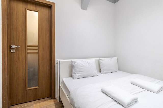 Апартаменты Bright Cute Apartment Львов-6